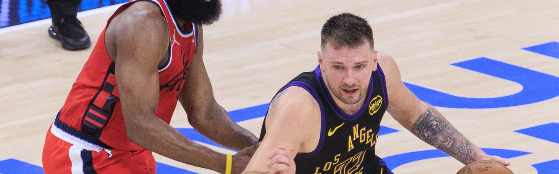 球王会官方网站-徐静雨：哈登尽显领袖能力 依旧压制东契奇 后者完全就是眼神防守